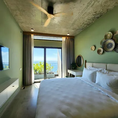Leaf Beachfront Hotel Danang Exterior photo
