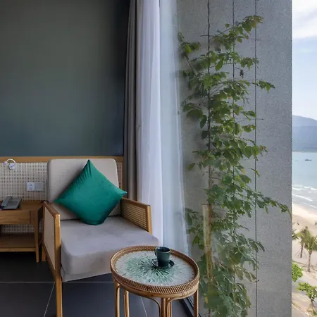 Leaf Beachfront Hotel Danang Exterior photo