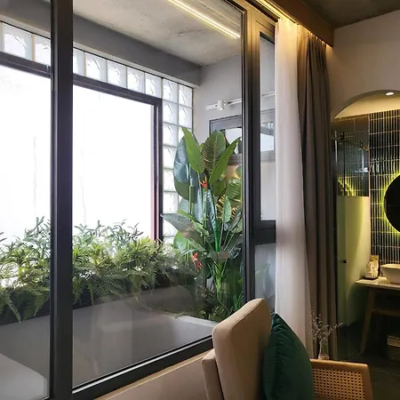 Leaf Beachfront Hotel Danang Exterior photo