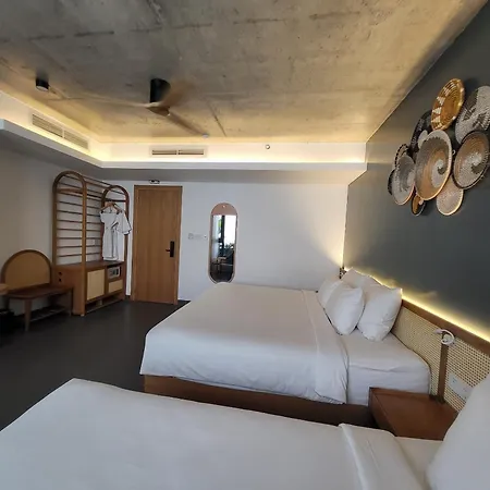 Leaf Beachfront Hotel Danang Exterior photo