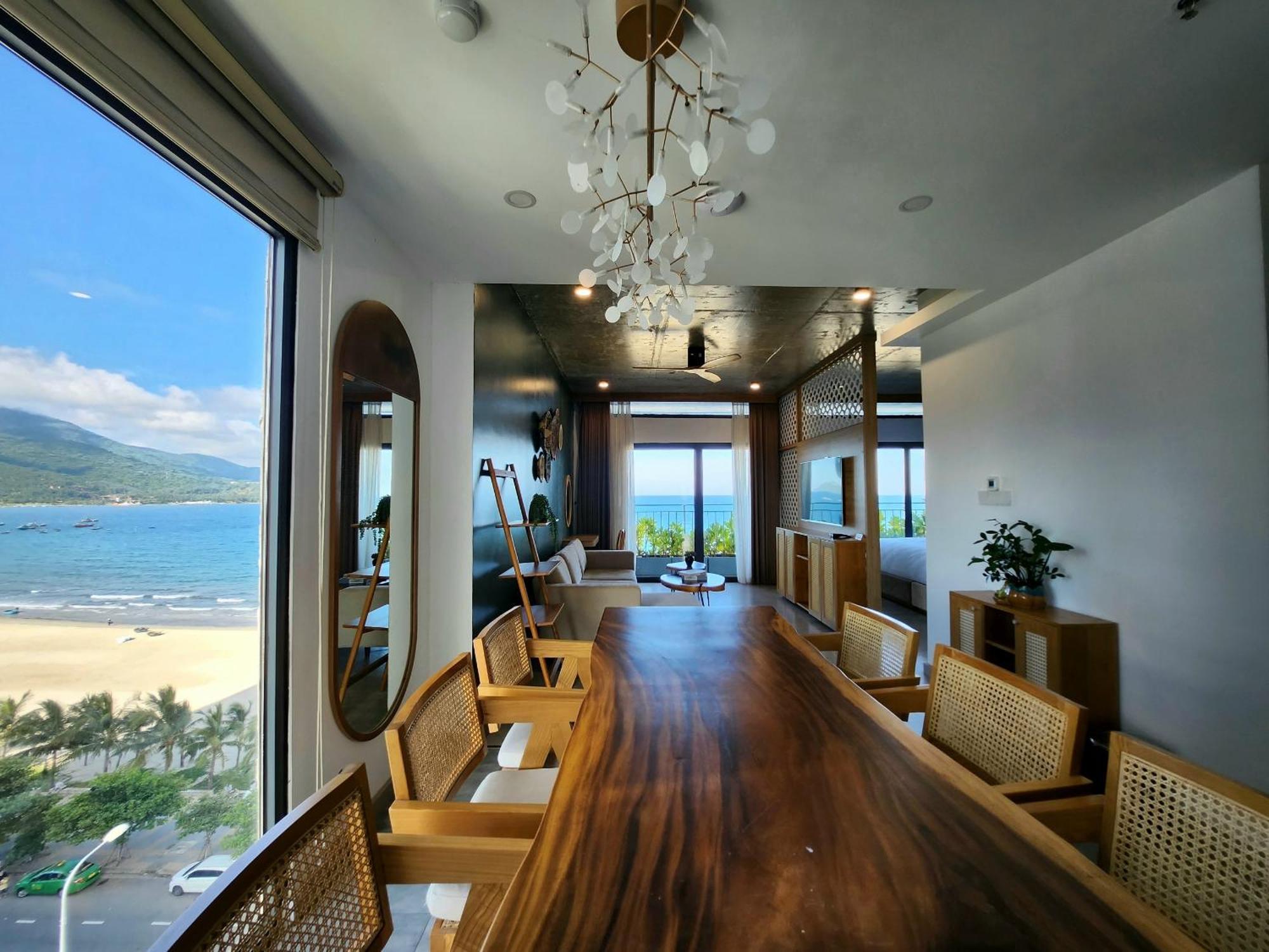 Hotel Leaf Beachfront