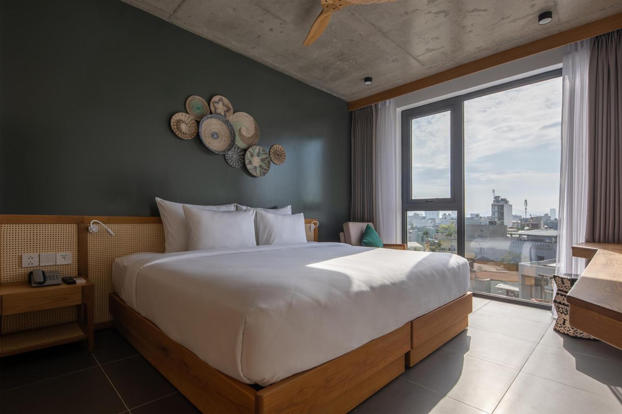 Hotel Leaf Beachfront 4*
